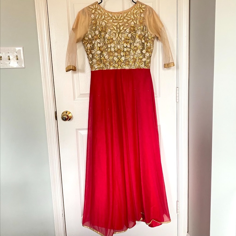 Indian Pakistani Pink and Gold Anarkali Salwar Kameez - Picture 3 of 9